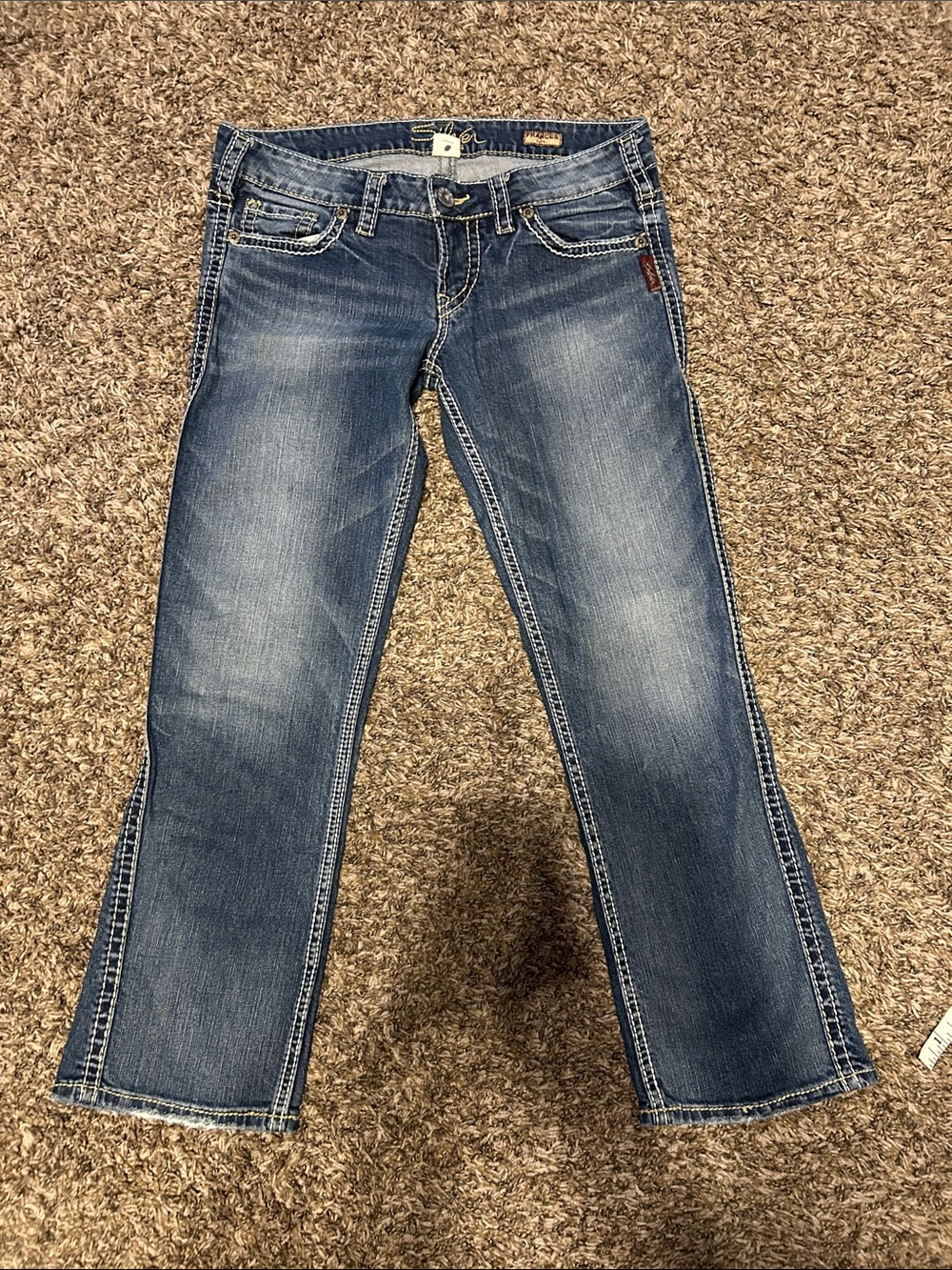 Silver Jeans Women's Capri Denim in Faded Blue